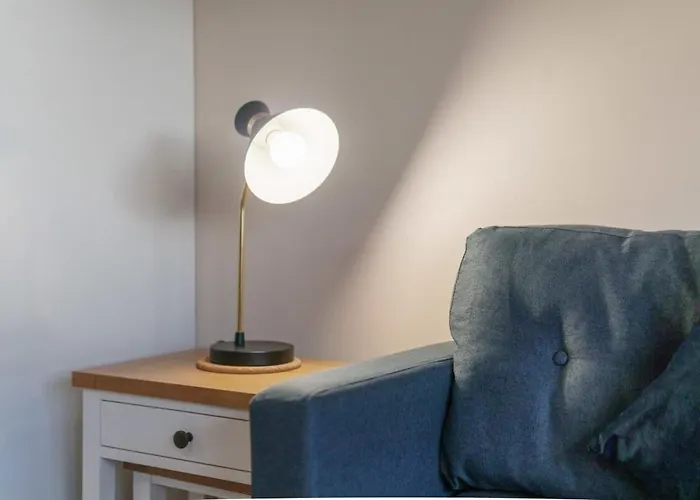 Modern 1 Bedroom In