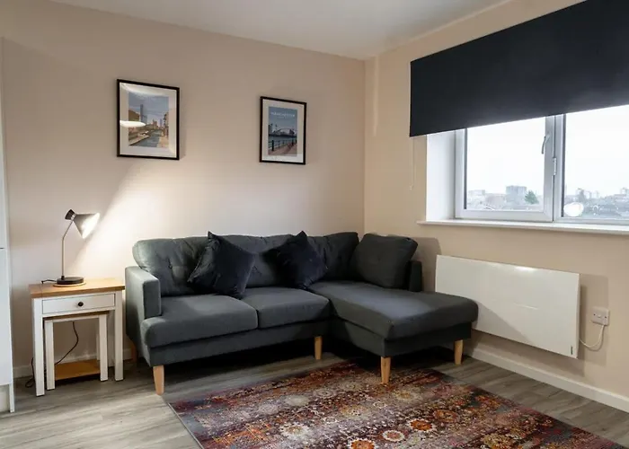 Modern 1 Bedroom In